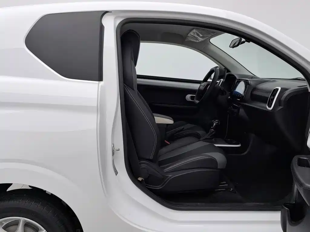 Roewe Clever — миниатюра 23