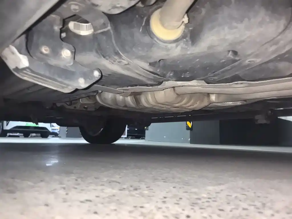 Jeep Grand Cherokee (Import) — миниатюра 18