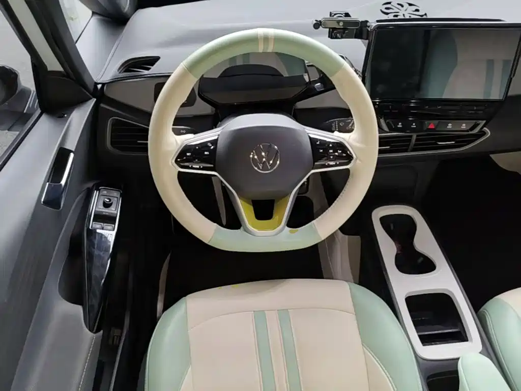 Volkswagen ID.3 — миниатюра 11