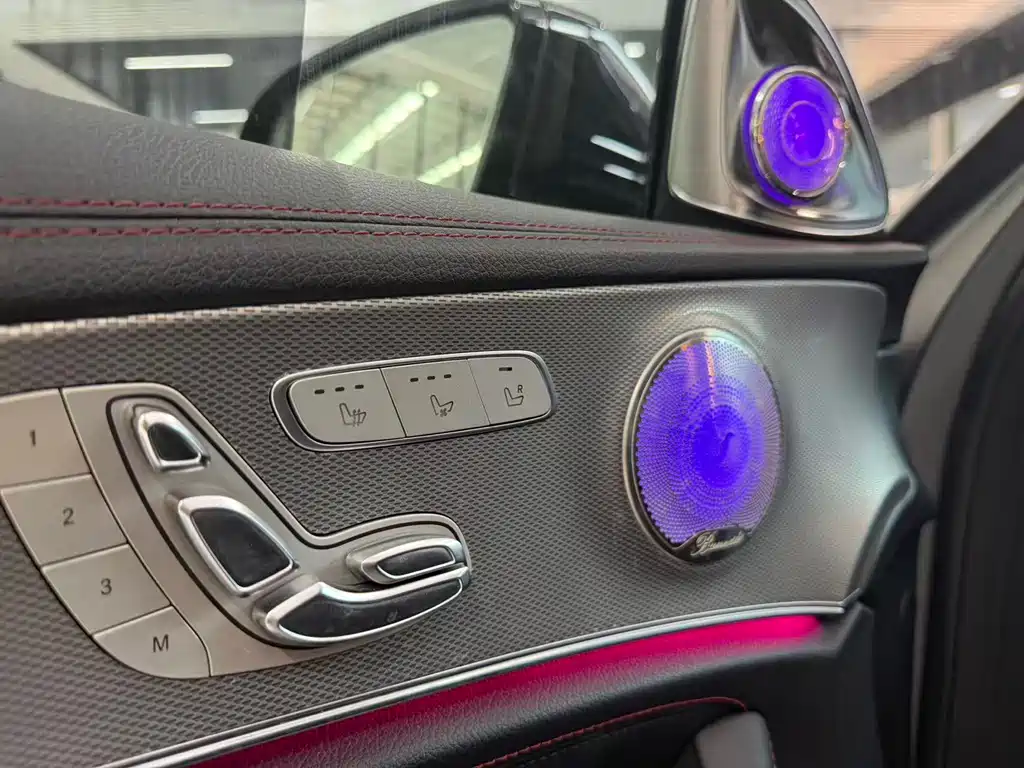 Mercedes-Benz E-Class AMG — миниатюра 14
