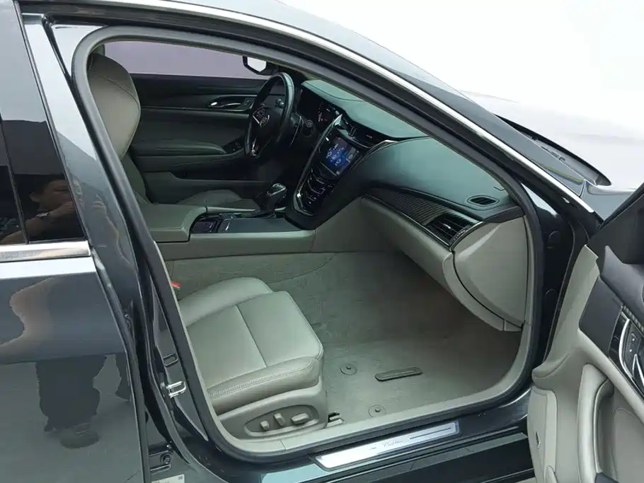 Cadillac CTS — миниатюра 8