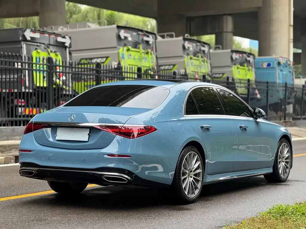 Mercedes-Benz S-Class — миниатюра 15
