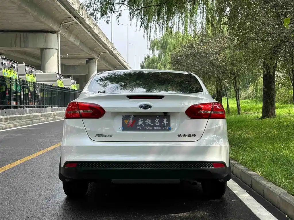 Ford Focus — миниатюра 3