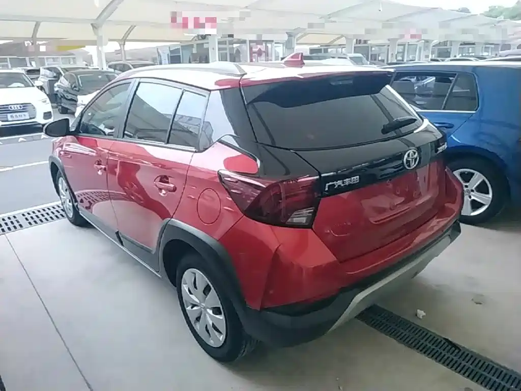 Toyota Yaris L — миниатюра 5