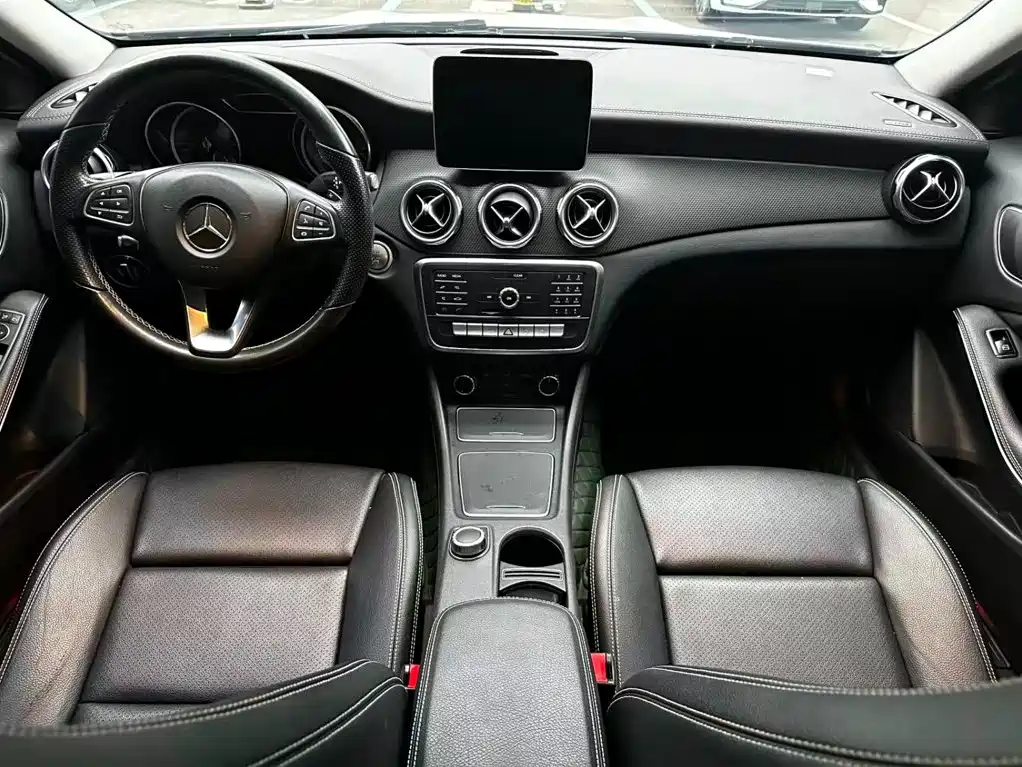 Mercedes-Benz GLA — миниатюра 14
