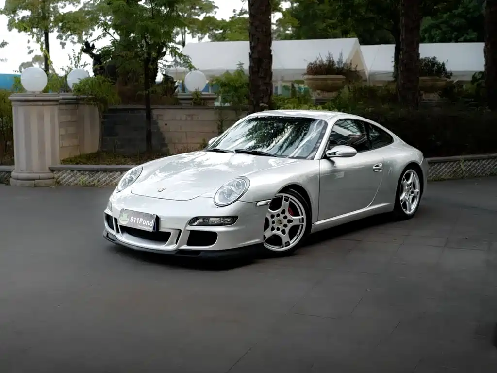 Porsche 911 2005