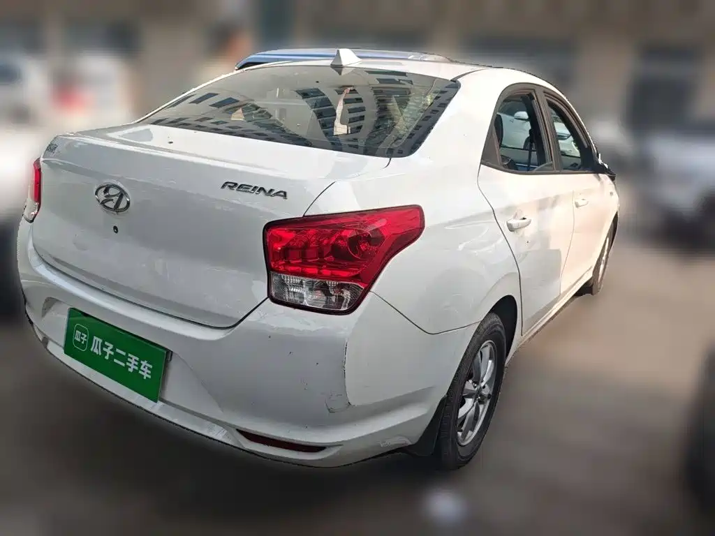 Hyundai Verna — миниатюра 4