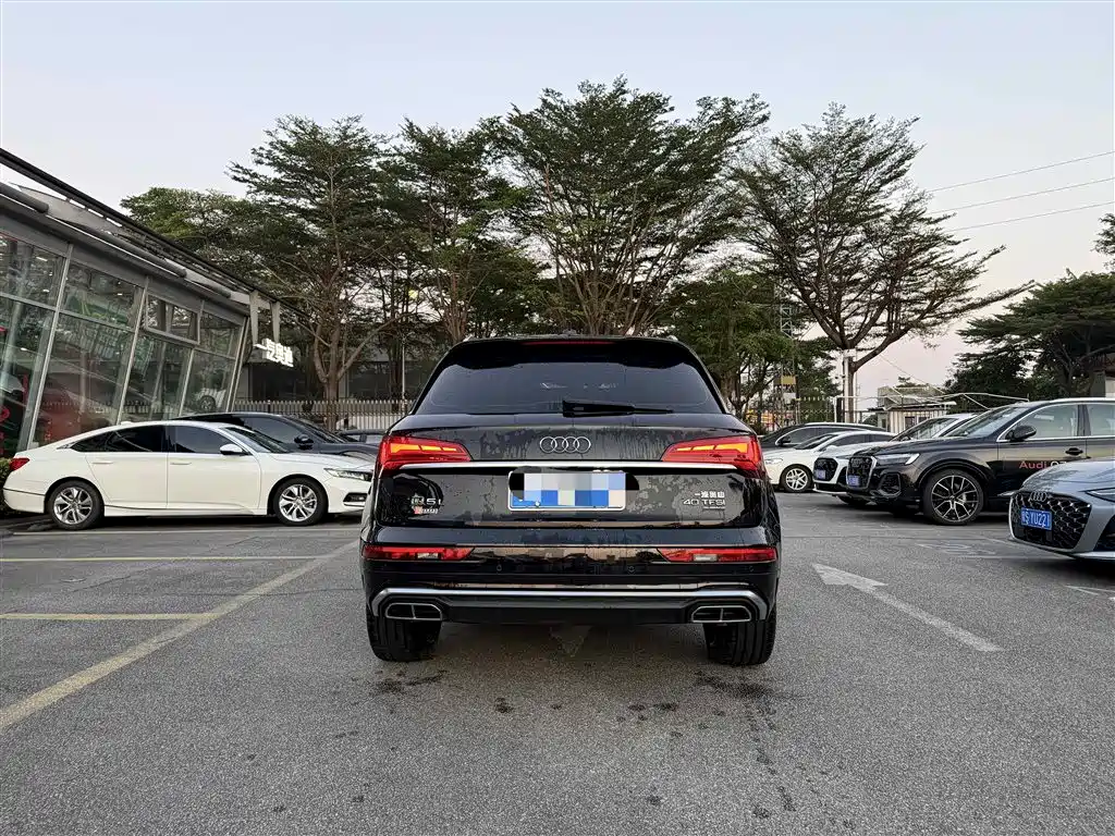 Audi Q5L — миниатюра 5