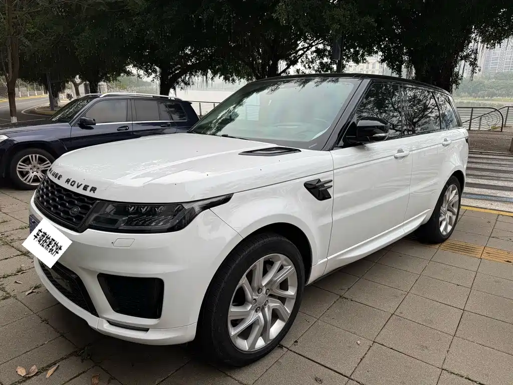 Land Rover Sport 2020