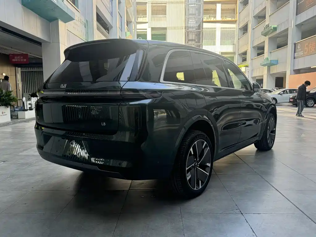 Li Auto IDEAL L8