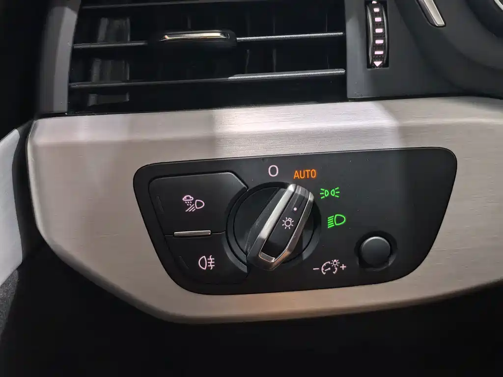 Audi A4 (Import) — миниатюра 15