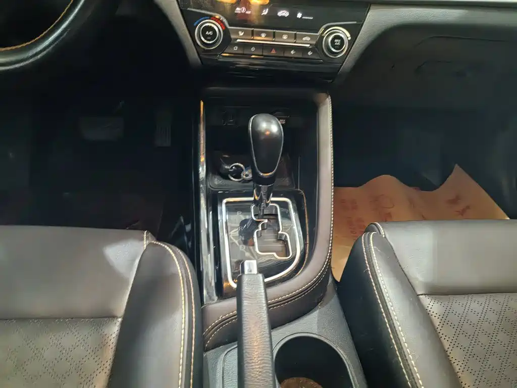Changan Eado DT — миниатюра 14