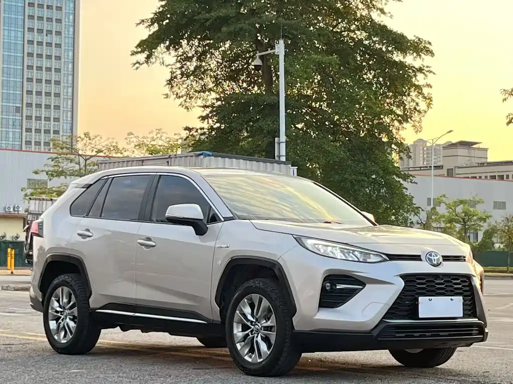 Toyota Wildlander — миниатюра 3
