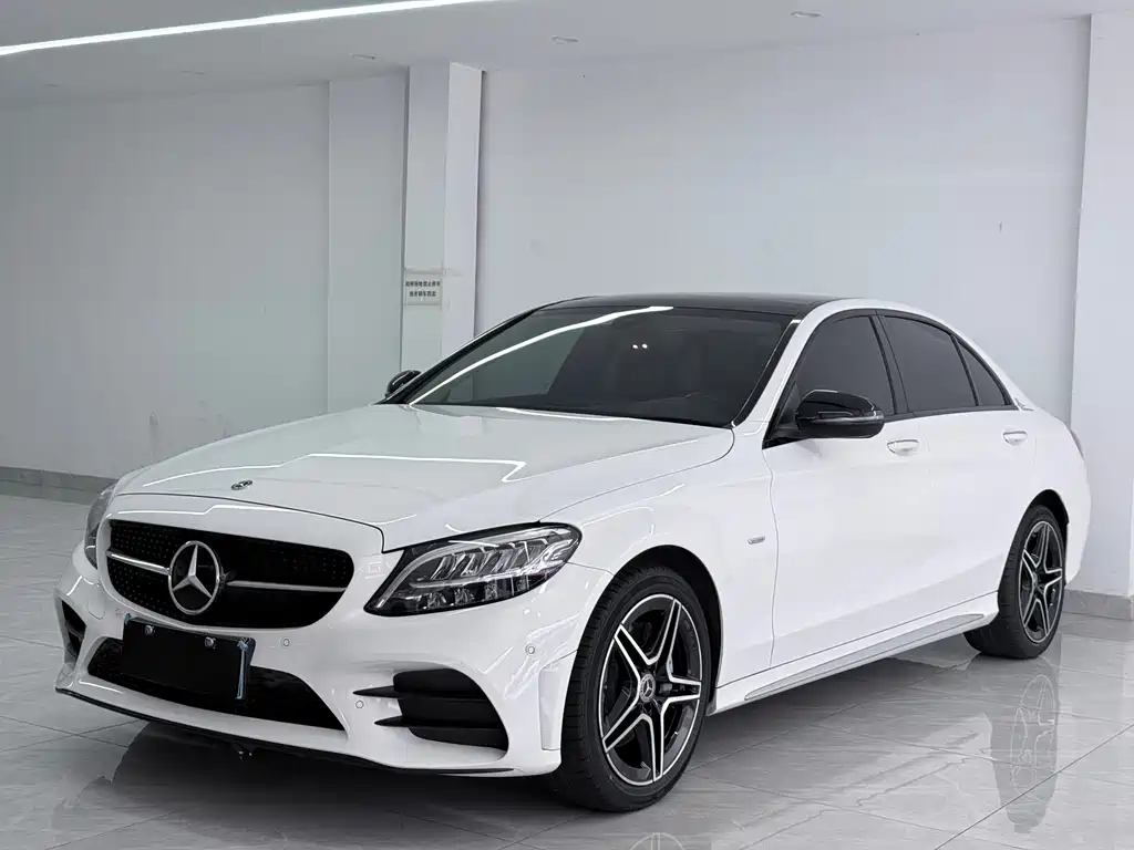 Mercedes-Benz C-Class 2021