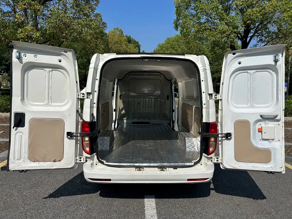 Kuayue Kuayue Star V7 EV — миниатюра 12
