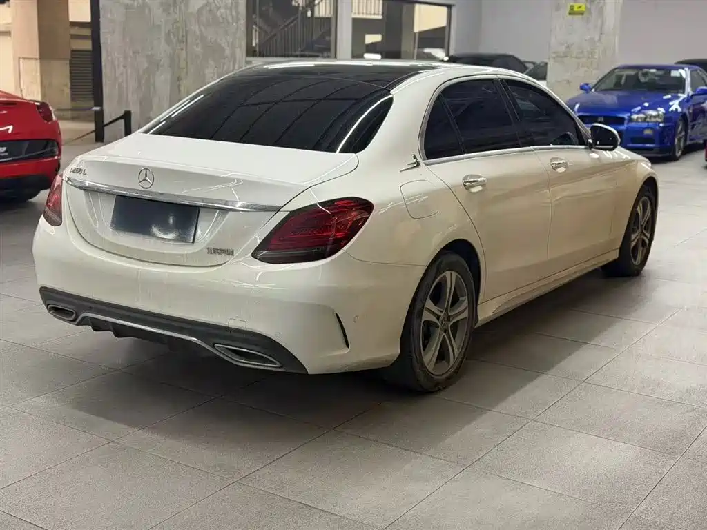 MERCEDES-BENZ C CLASS