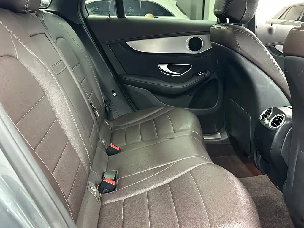 Mercedes-Benz GLC — миниатюра 16
