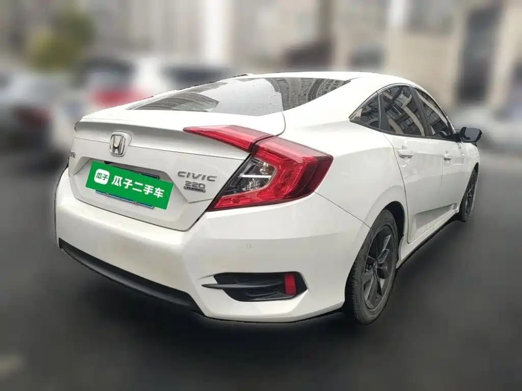 Honda Civic — миниатюра 6