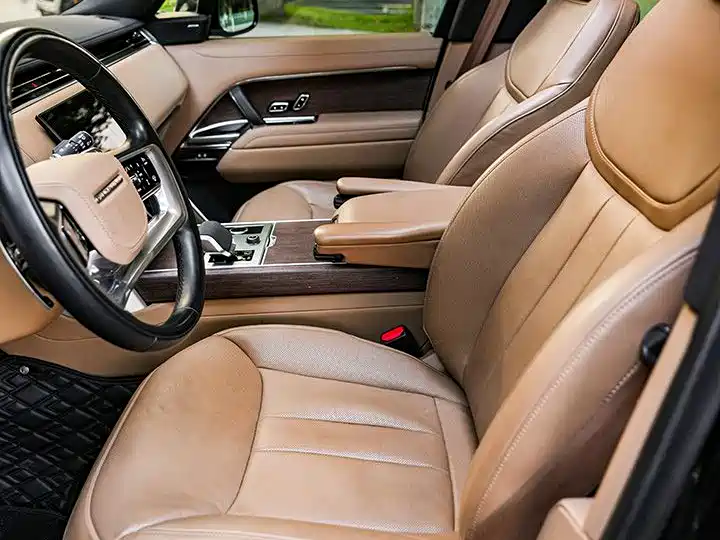 Land Rover Range Rover 2023 3.0 L6 360PS