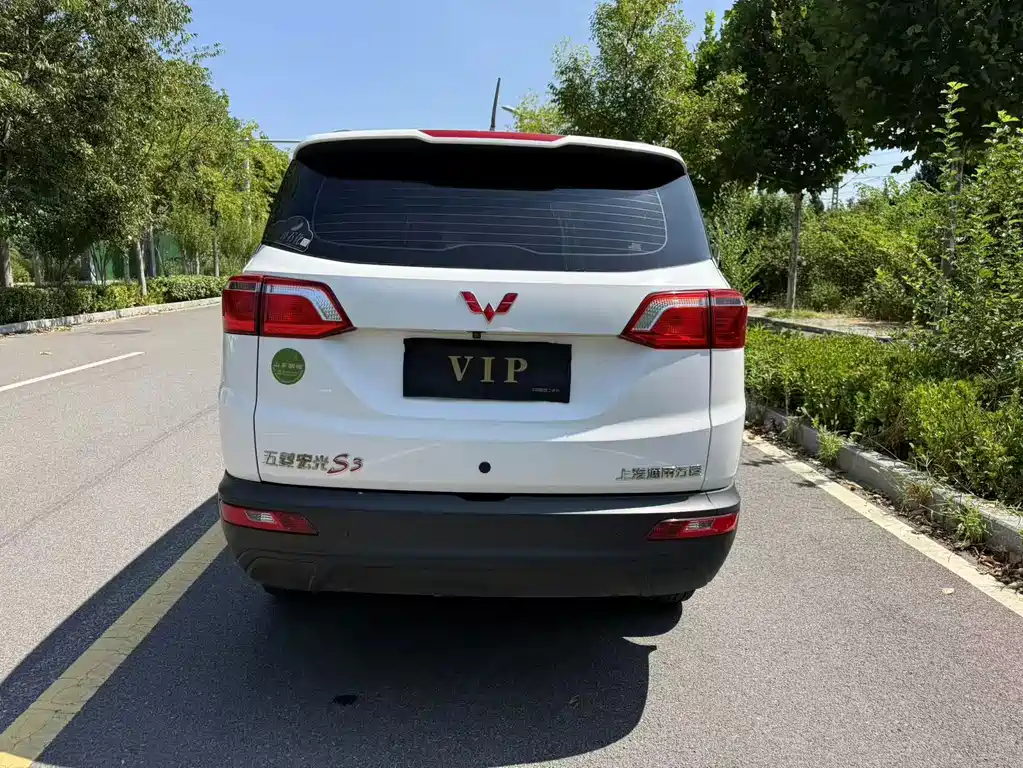 Wuling Hongguang S3 — миниатюра 4