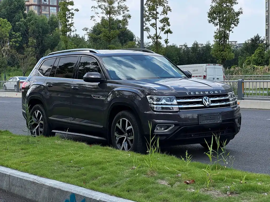 Volkswagen Teramont — миниатюра 3