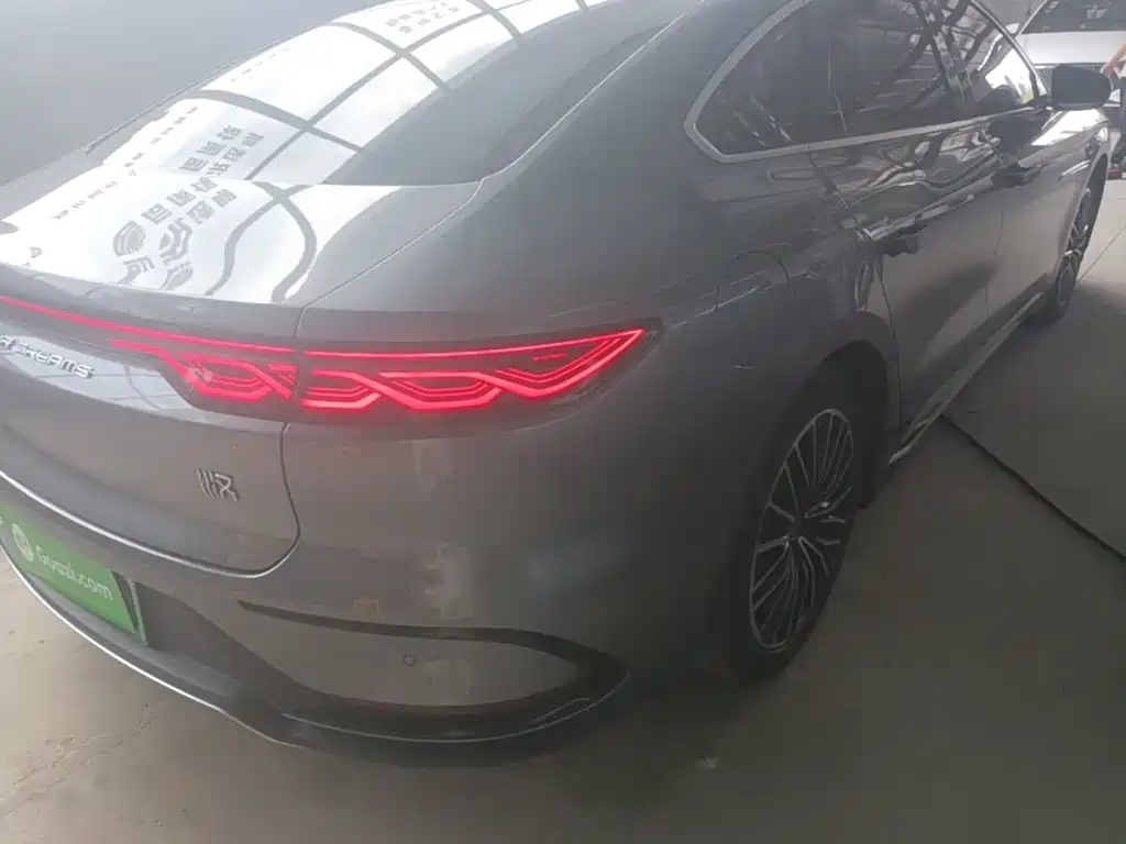 BYD Han — миниатюра 8