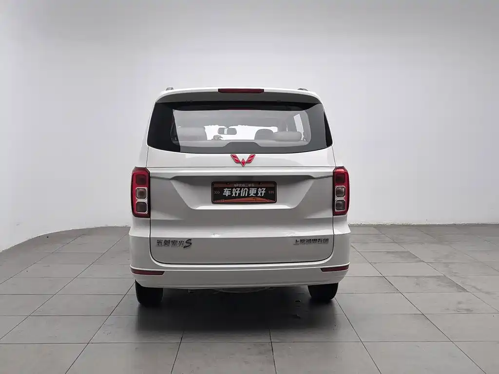 Wuling Hongguang — миниатюра 4