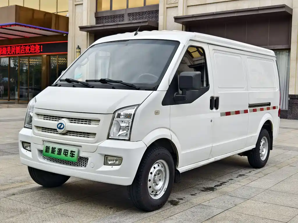 Ruichi Ruichi EC35 2021