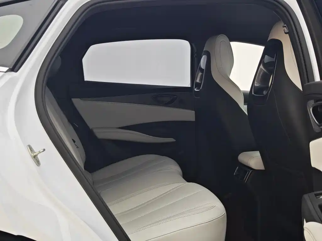 BYD SEAL 06 NEW ENERGY