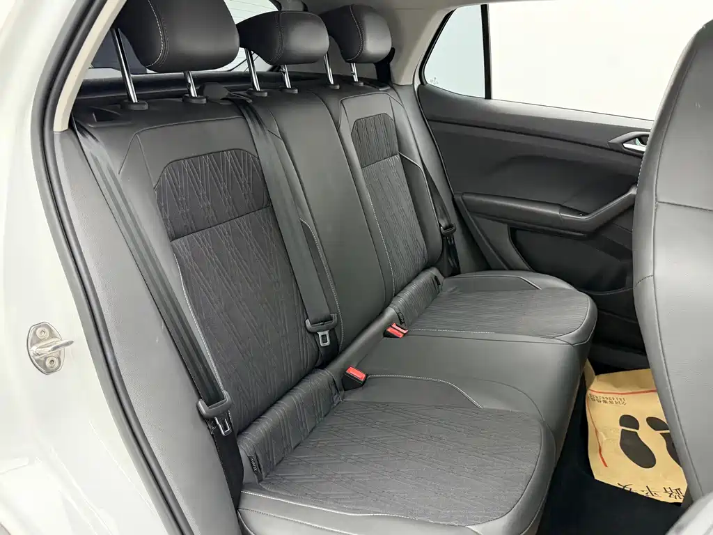 Volkswagen T-Cross — миниатюра 23