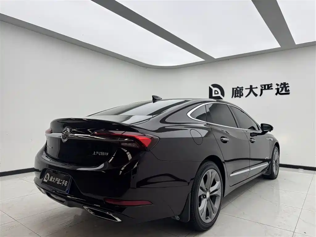 Buick LaCrosse 2022 Avenir