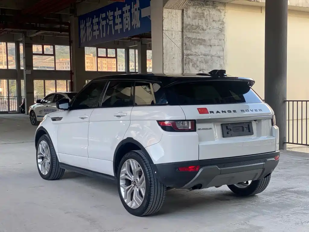 Land Rover Evoque — миниатюра 6
