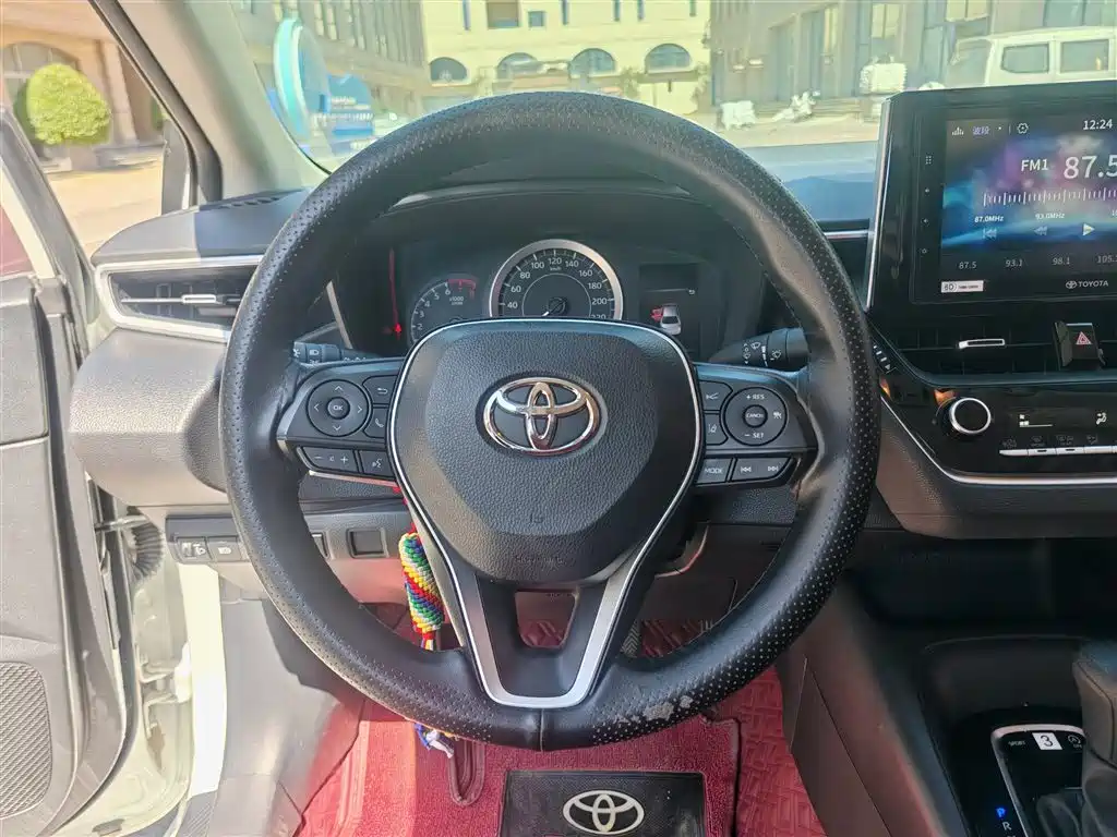 Toyota Corolla — миниатюра 7