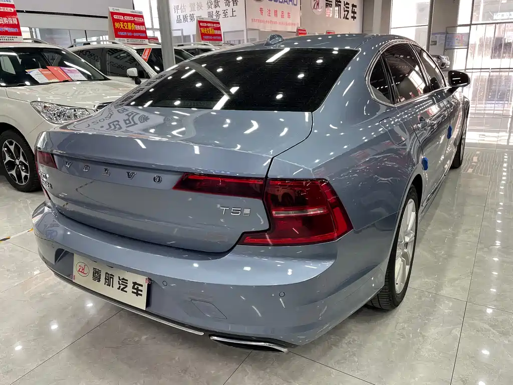 Volvo S90 T5 Smart Vision Luxury Edition, фото 4