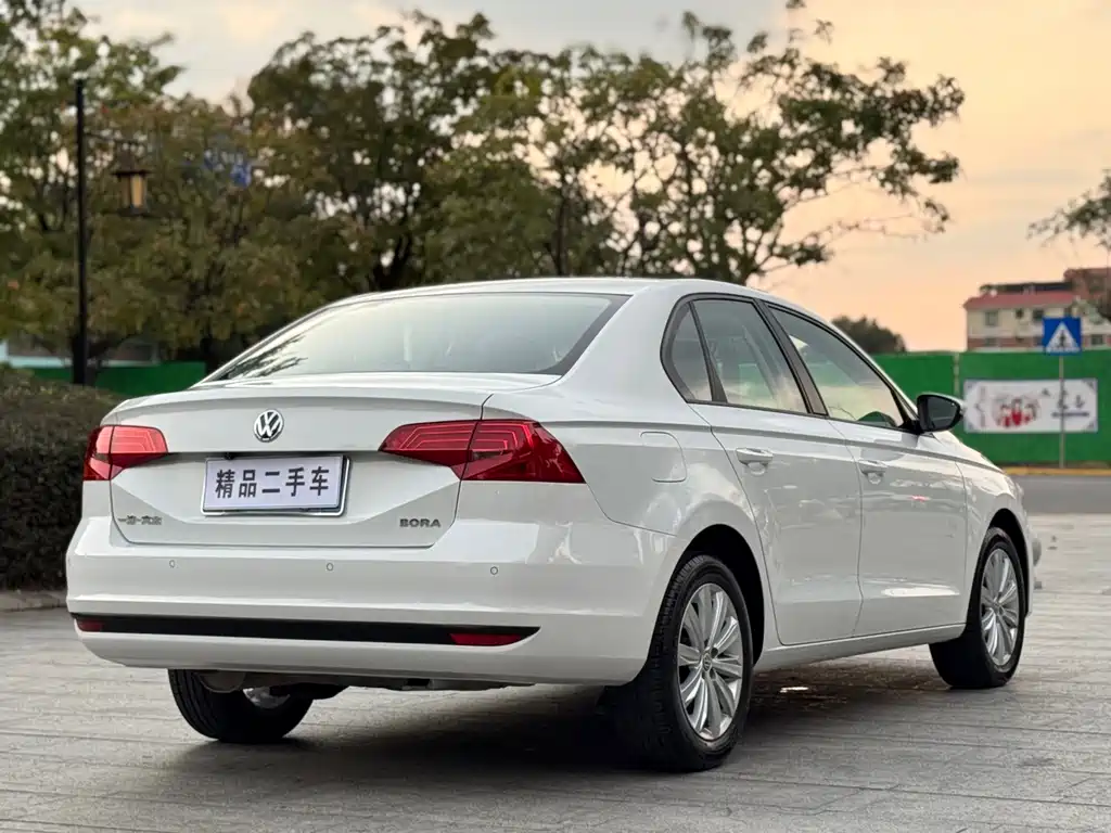 Volkswagen Bora — миниатюра 8
