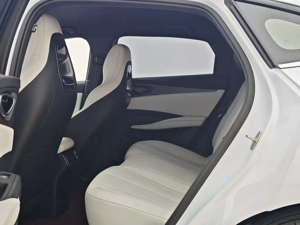 BYD SEAL 06 NEW ENERGY