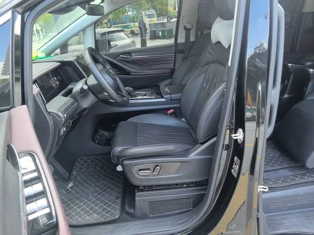 GAC Motor Trumpchi M8 — миниатюра 8