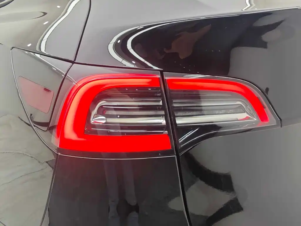 Tesla Model Y — фотографии объявления, Фото 30