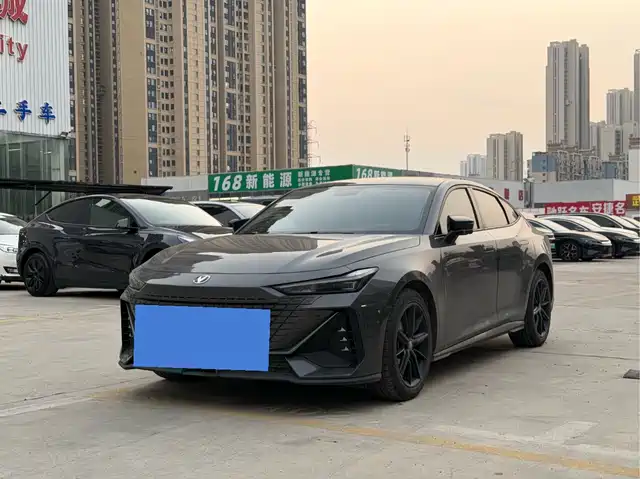 Changan UNI-V