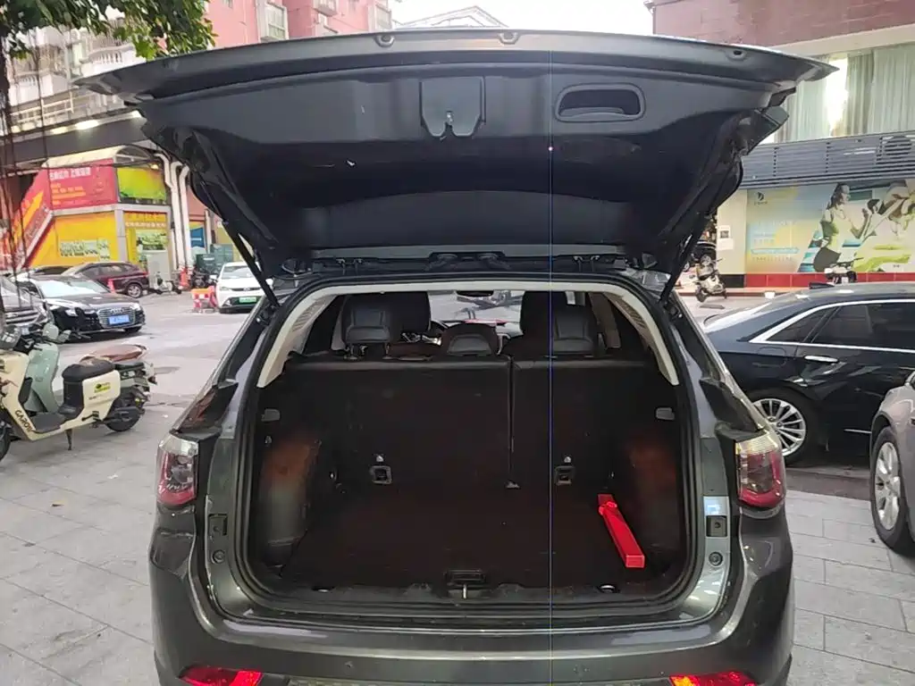 Jeep Compass — миниатюра 19