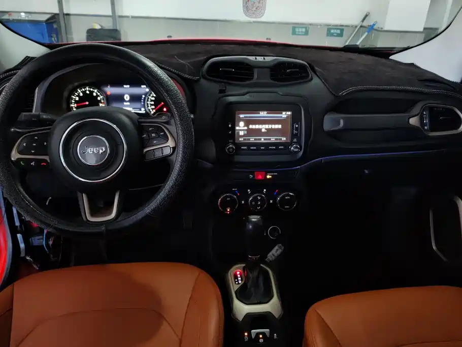 Jeep Renegade — миниатюра 12