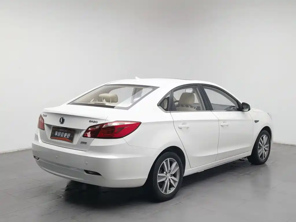Changan Eado — миниатюра 2