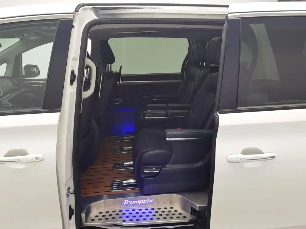 GAC Motor Trumpchi M8 — миниатюра 15