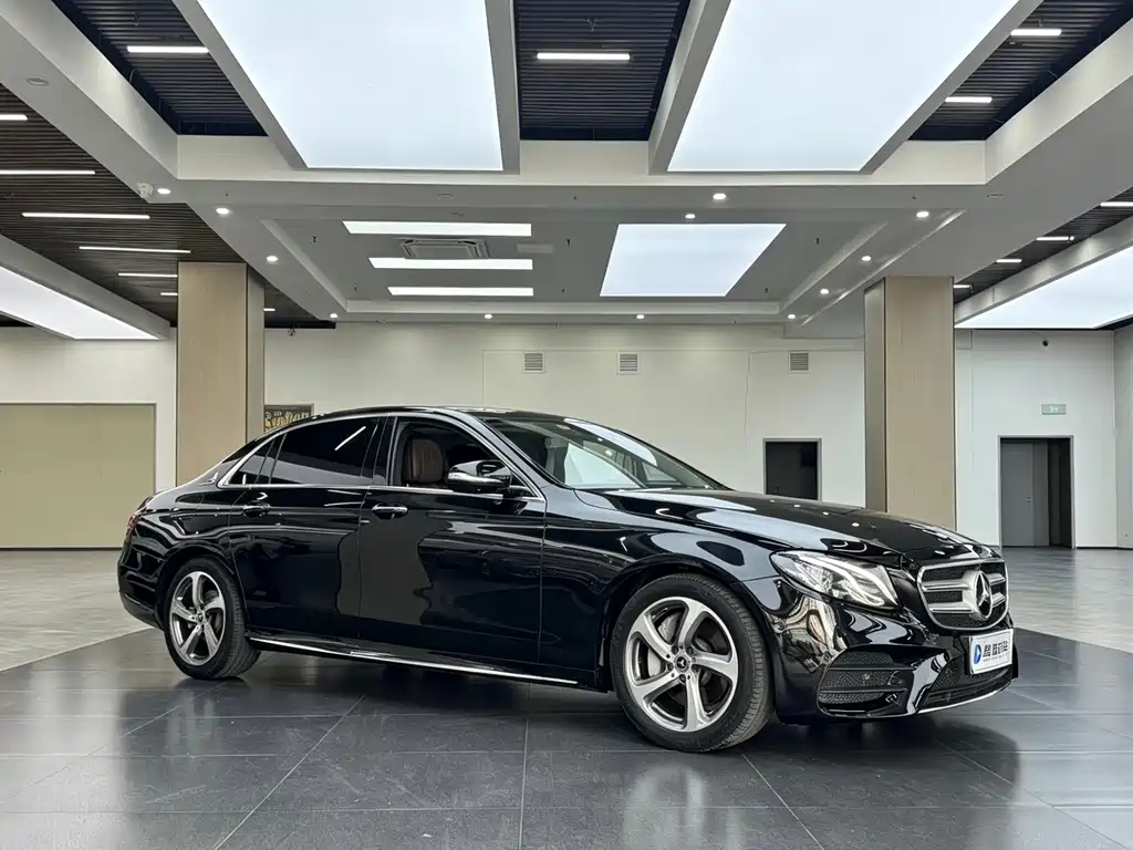 Mercedes-Benz E-Class E 2019 E 300 L Sport Fashion