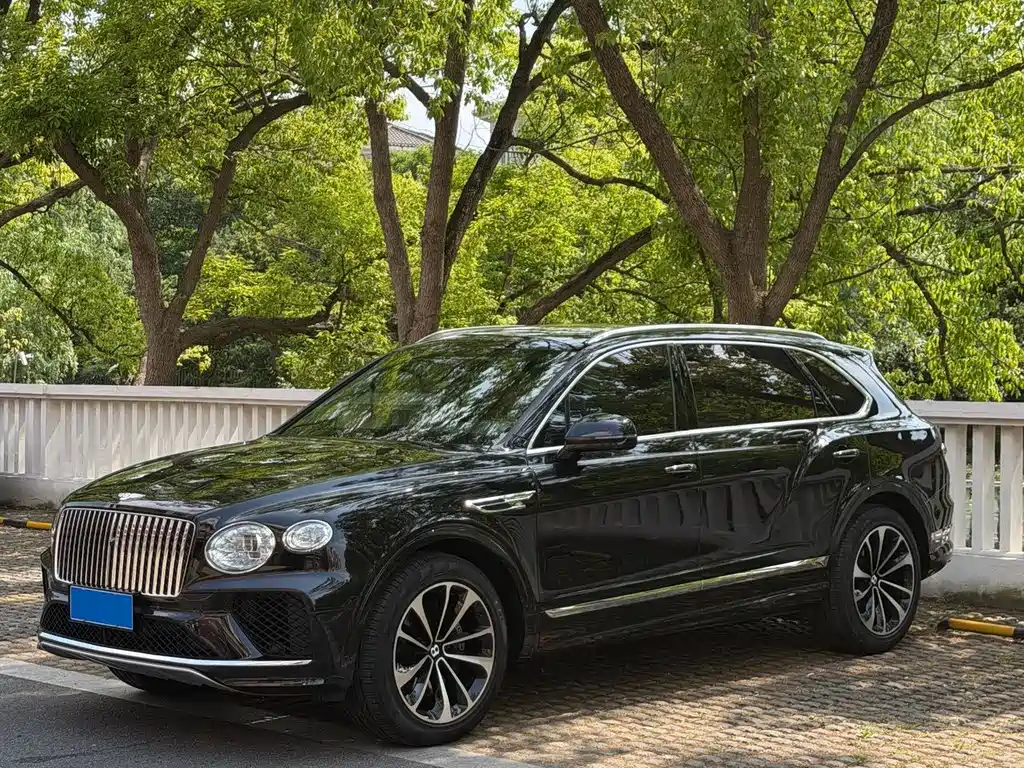 Bentley Bentayga 2023