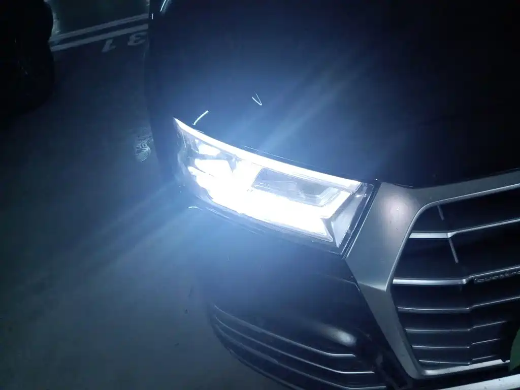 Audi Q5L — миниатюра 7