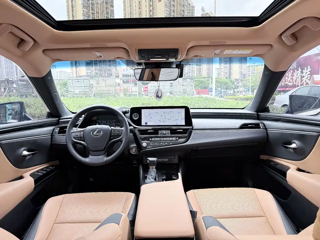 Lexus ES — миниатюра 10