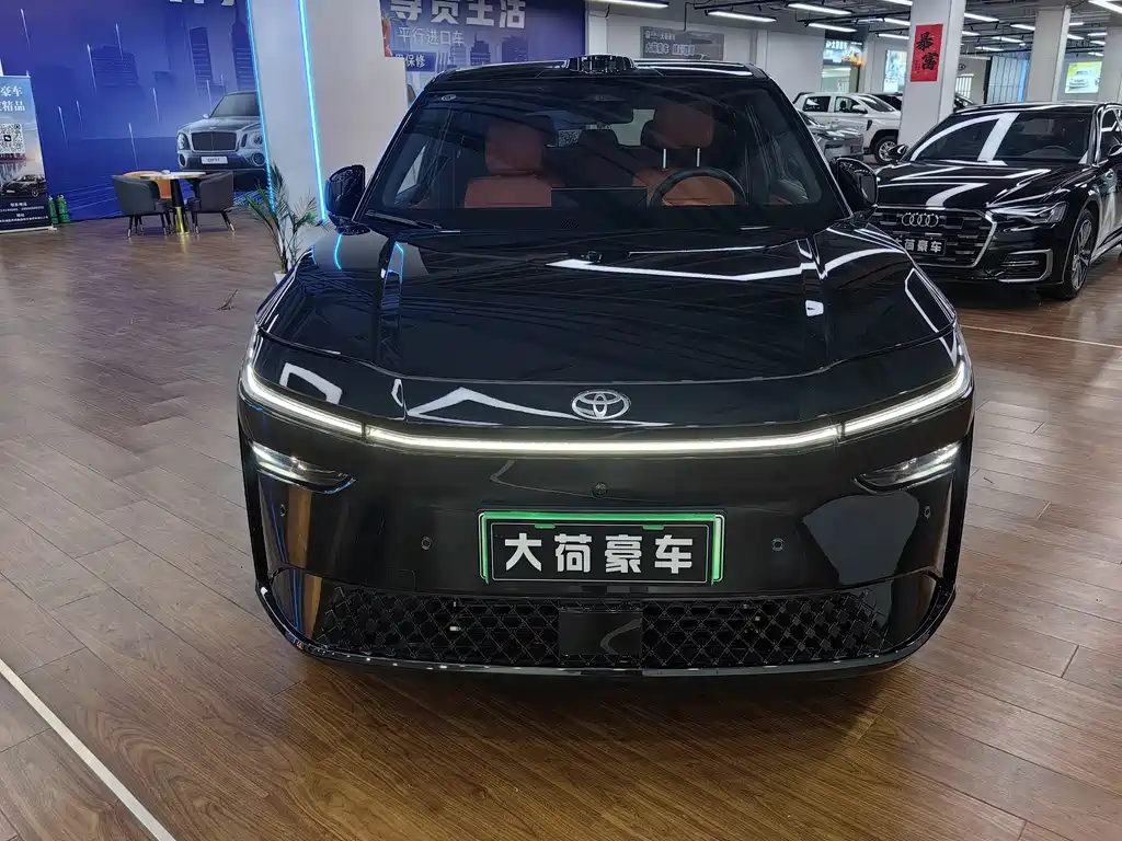 Toyota bZ3X - фото 2