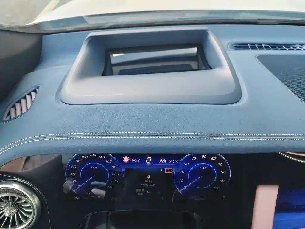 MERCEDES-BENZ EQS SUV