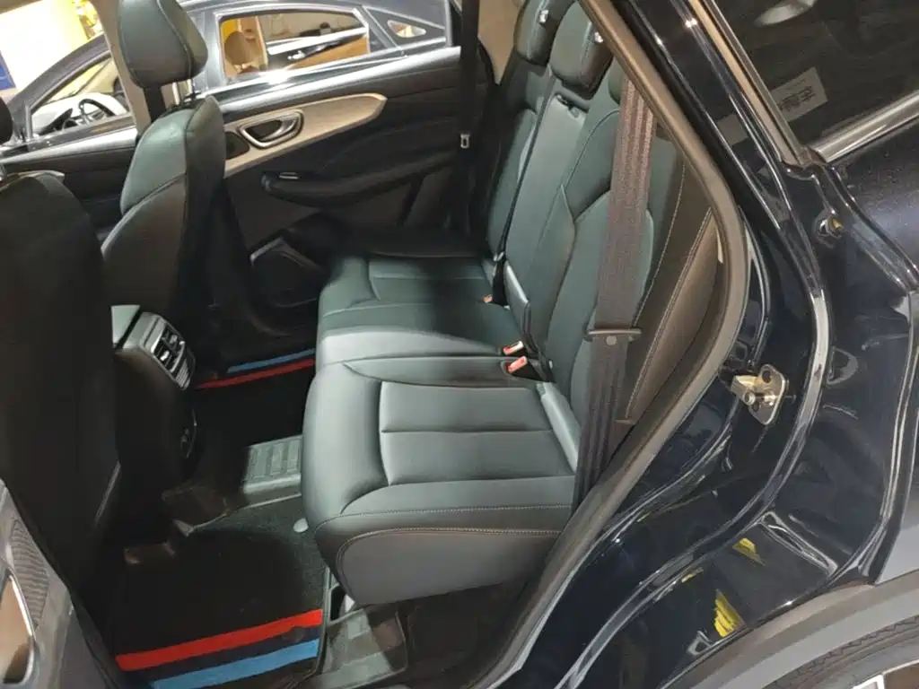 Roewe RX5 — миниатюра 17